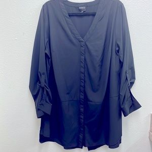 Sz 0x - Black Button Down - Cuff Roll Up Tabs - Slit Sides - So Cute